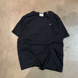 Nike Men's Black T-Shirt